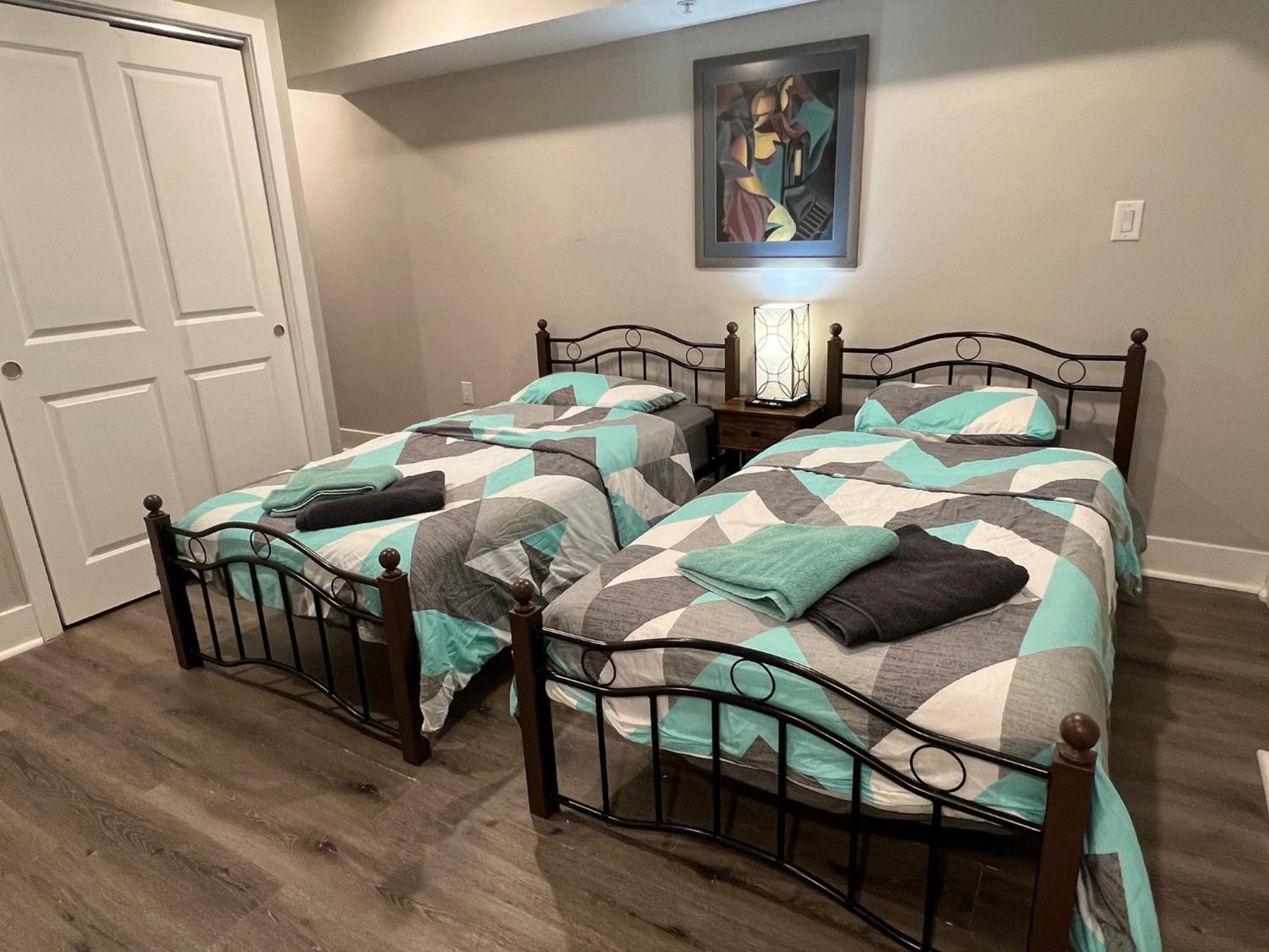 Charming 3Br 2Ba With Private Patio Apartment Philadelphia Bagian luar foto